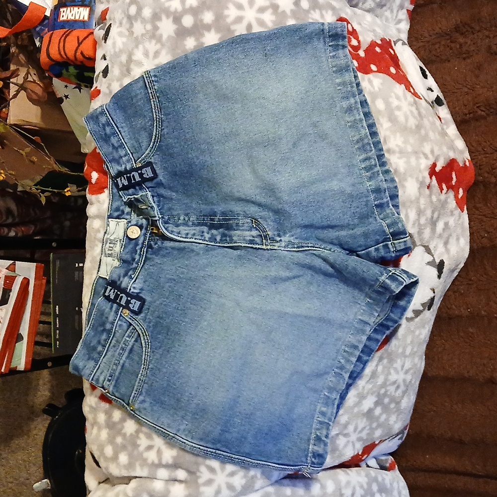 B U M Jean shorts